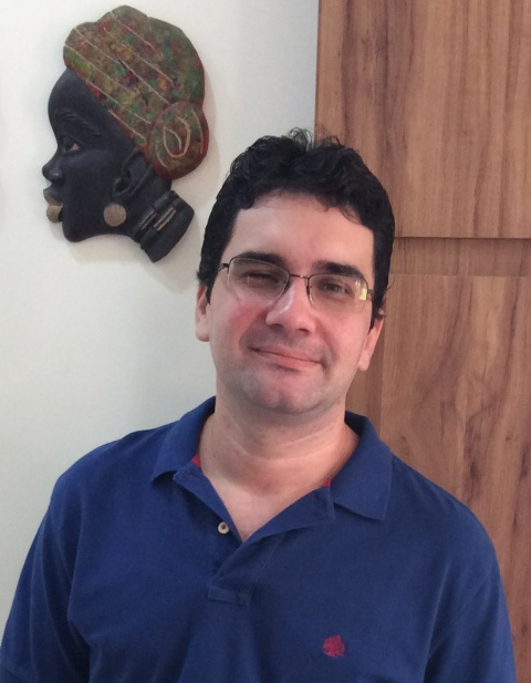 Thiago Campos Pessoa Lourenço, pesquisador e bolsista do Programa de Apoio à Pesquisa da Biblioteca Nacional.