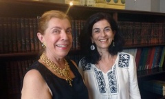 Fevereiro de 2018 - Miriam Halfim e Lisia Filgueiras, coordenadoras do Projeto Literatura Aberta - Falando de Shakespeare, na Casa da Leitura da Biblioteca Nacional.