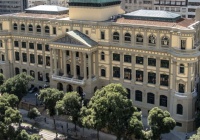 Fachada da Biblioteca Nacional após conclusão das obras de restauração.